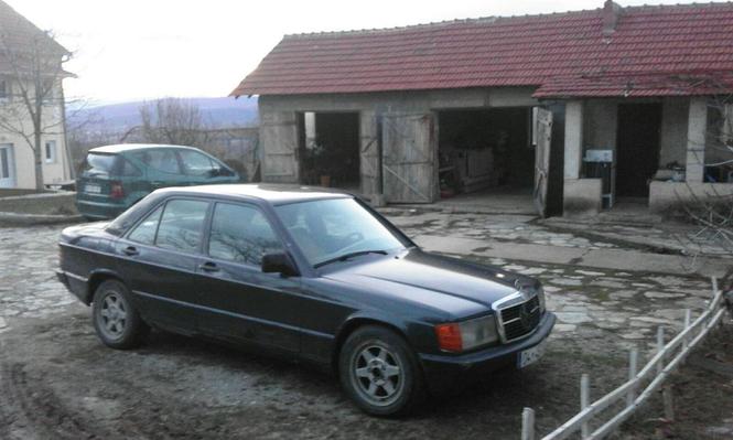 Mercedes190 dizell