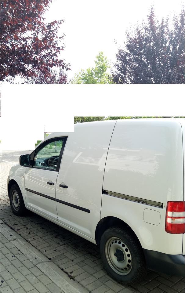 VW-Caddy-2011-