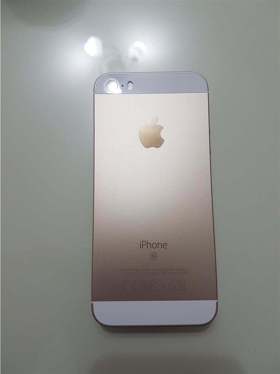 iPhone-SE-