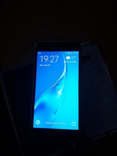 Shitet samsung J5