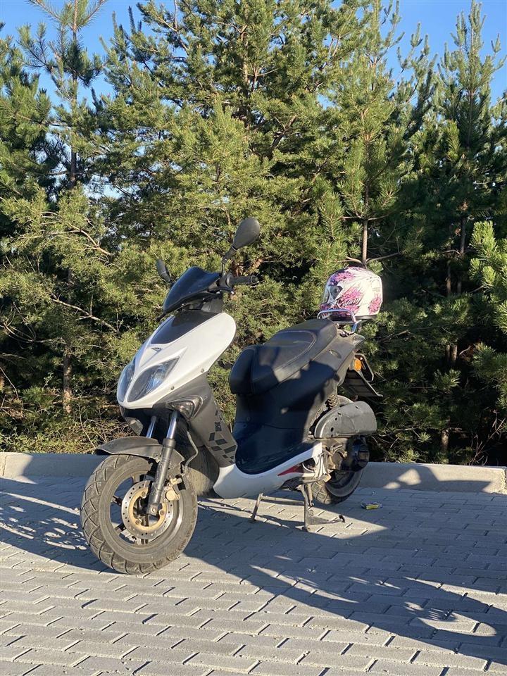 Shitet-Skuteri-125cc-----