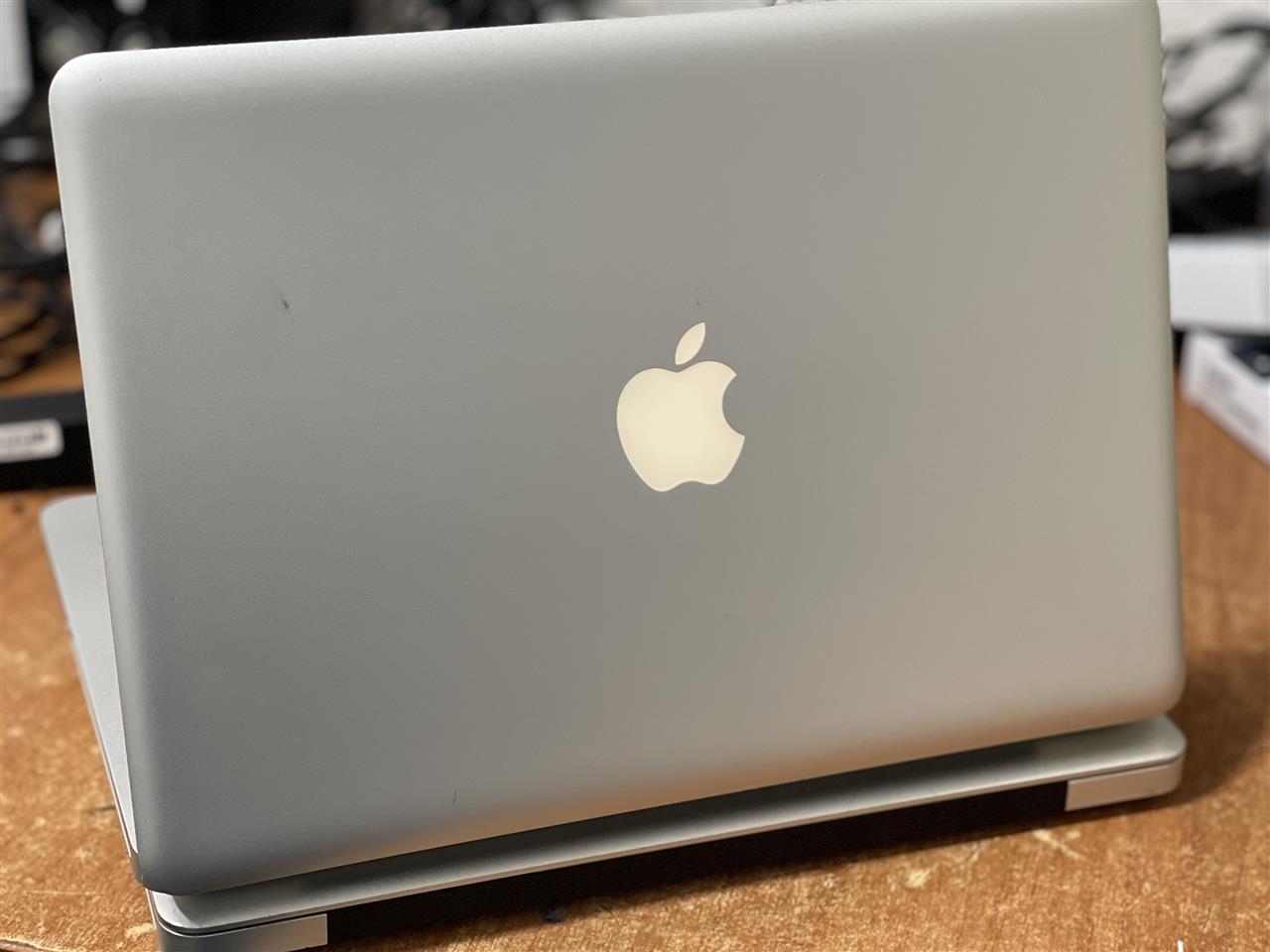 Macbook-Pro