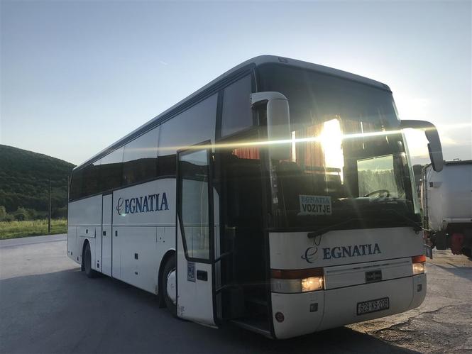 Autobus ( Vanhool )