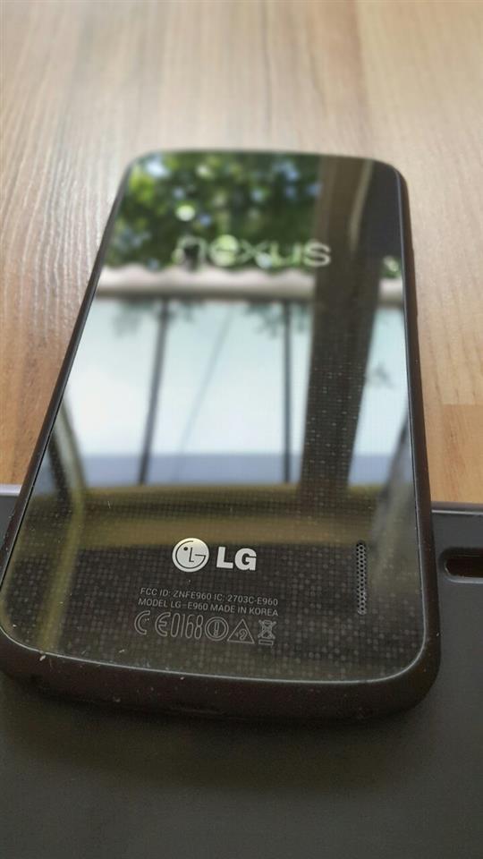 LG-NEXUS-4
