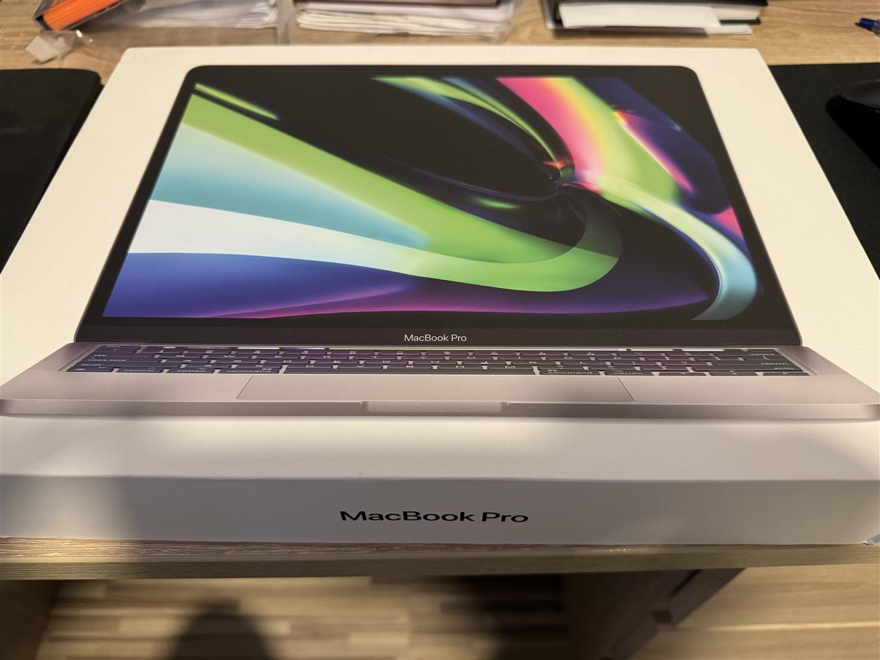 Macbook-Pro-13-Gray