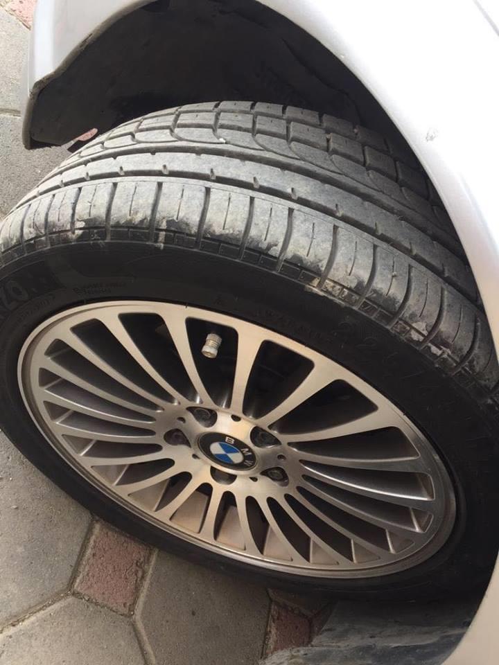 BMW-323i