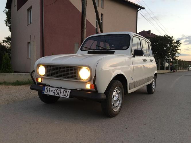 Renault 4