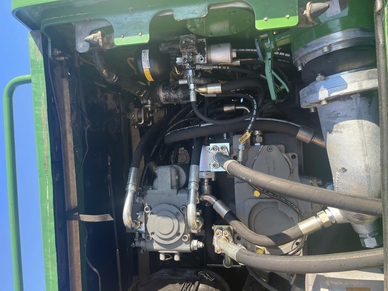 Liebherr-934C-