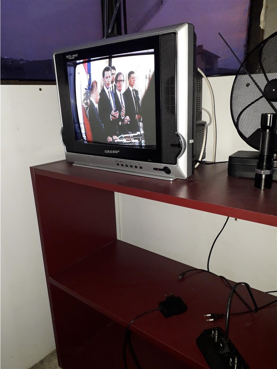 Televizor