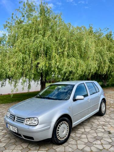 Golf 4 pacefik