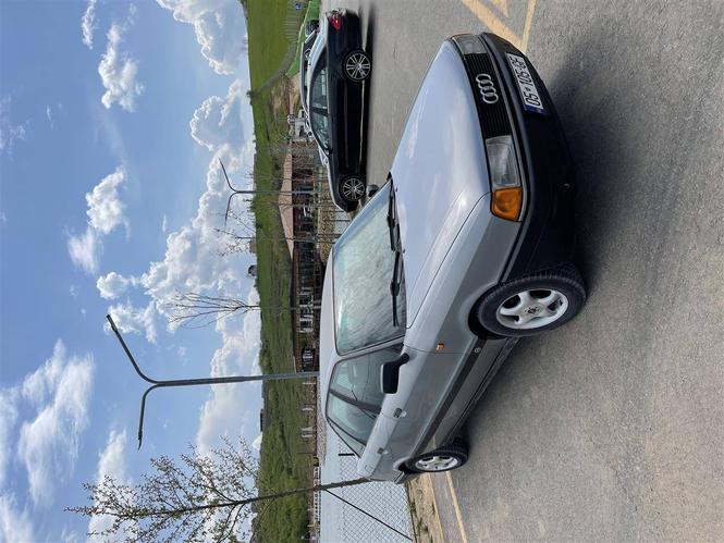 Audi 80