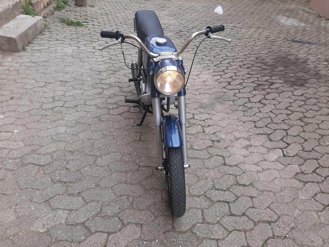tomos-