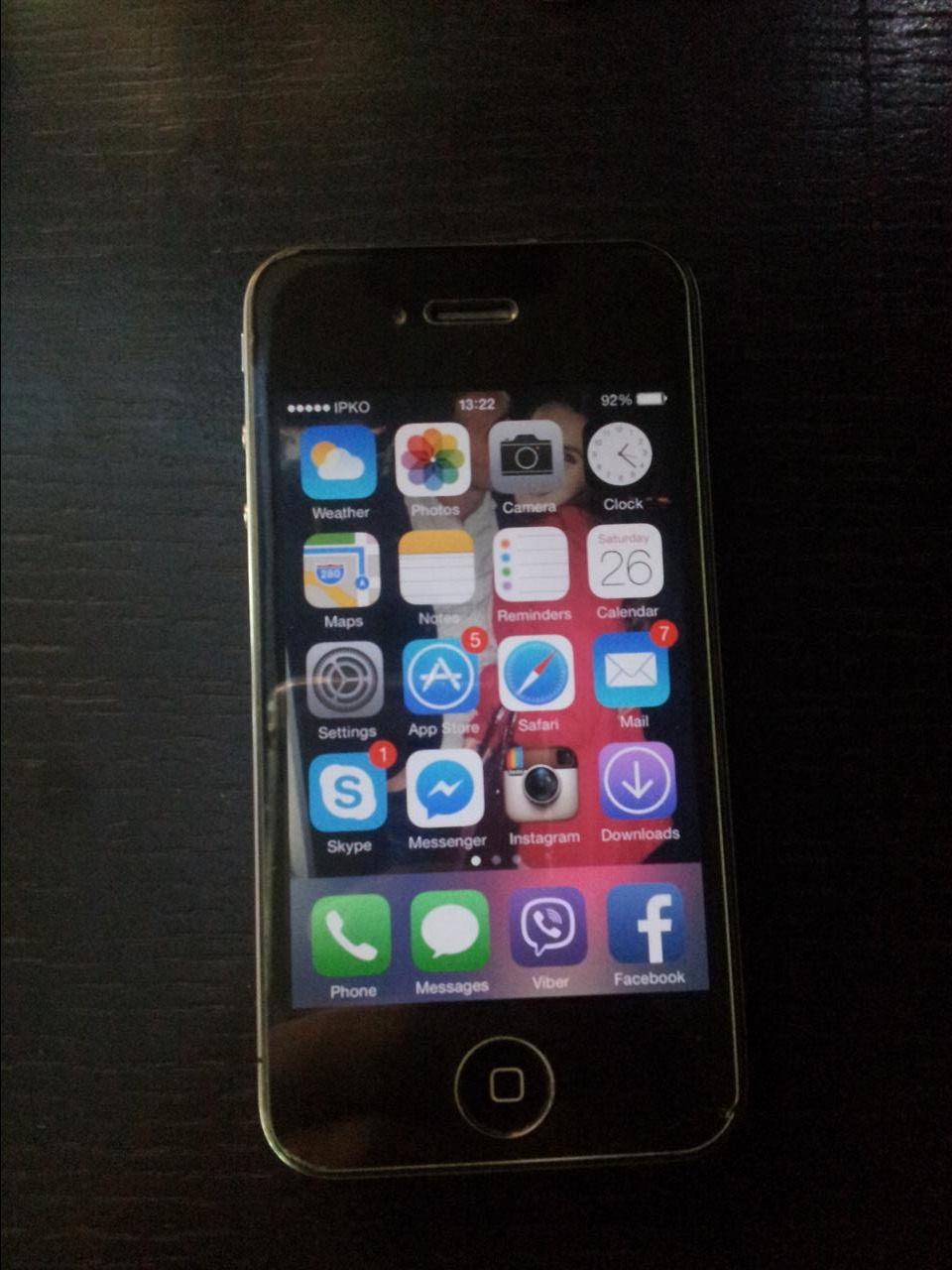iPhone-4