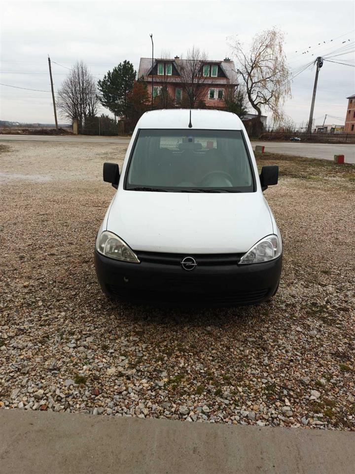 Opel-combo