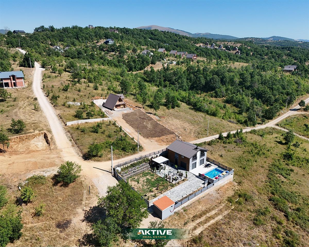 Villë-Ekskluzive-në-Makresh-të-Epërm