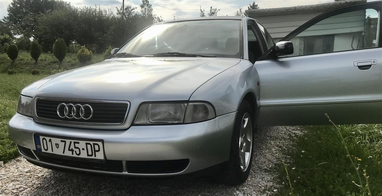 AUDI-A4