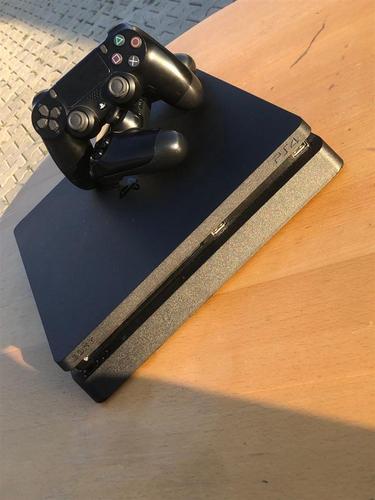 Shitet ps4 slim