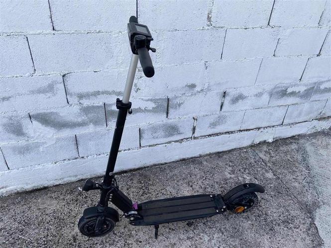Trotinet elektrik