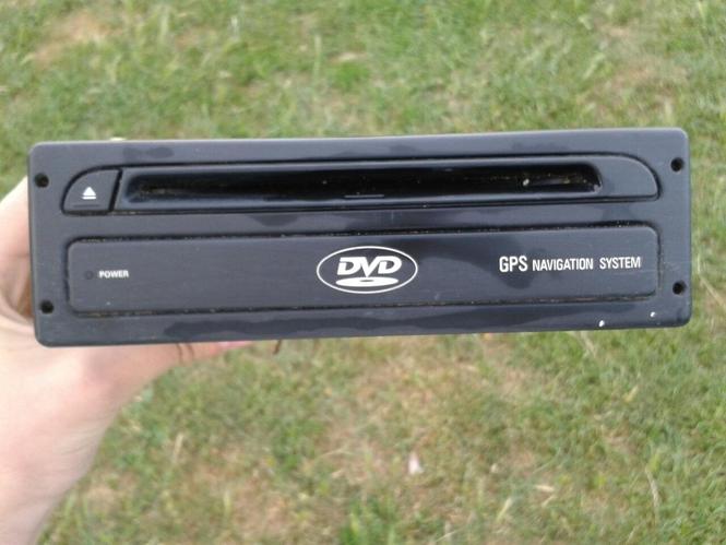 DVD GPS NAVIGATION SYSTEM