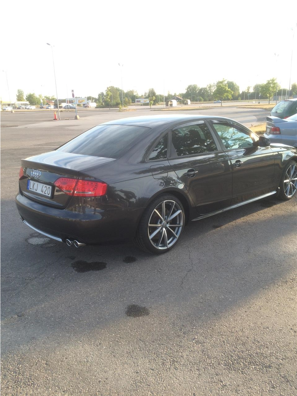 Audi-a4-b8-
