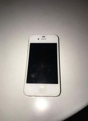 Shes iPhone 4