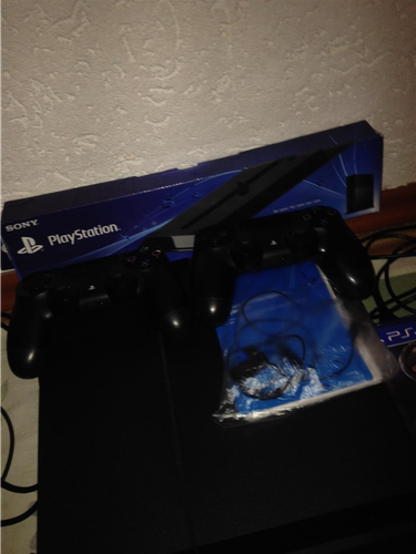 PS4
