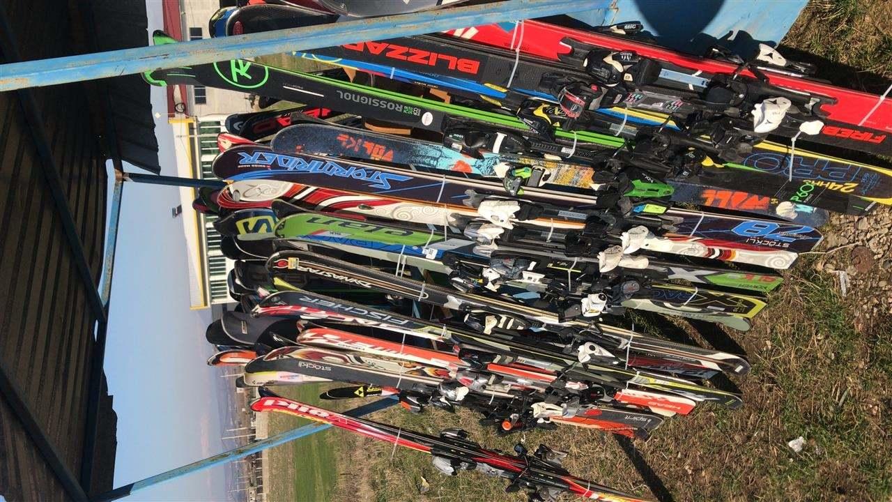 Skija
