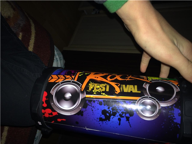 Shitet bluetooth speaker