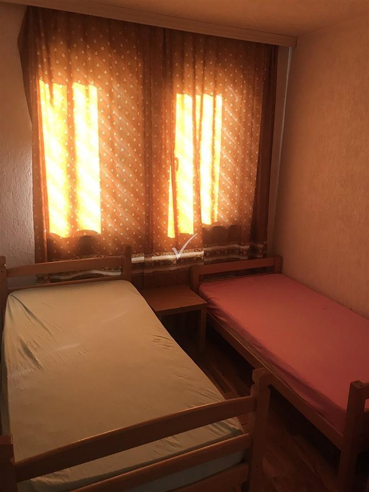 BANESË-ME-QIRA-2+1-NË-QENDËR