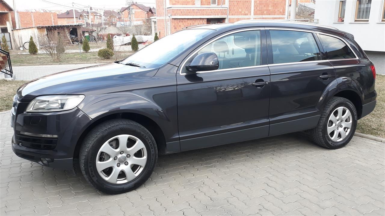 Audi-Q7-