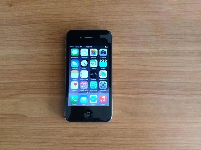 iPhone 4s  64GB