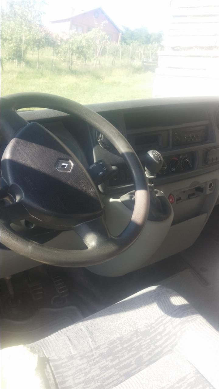 Renault-Master-