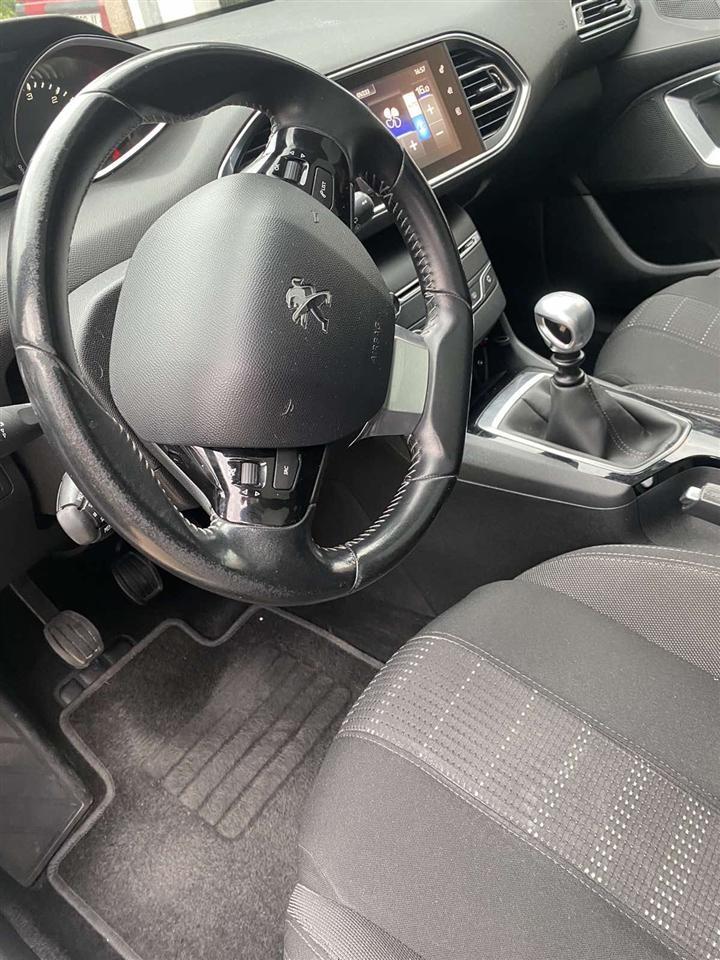 Shitet-Peugeot-308-1-6-HDI