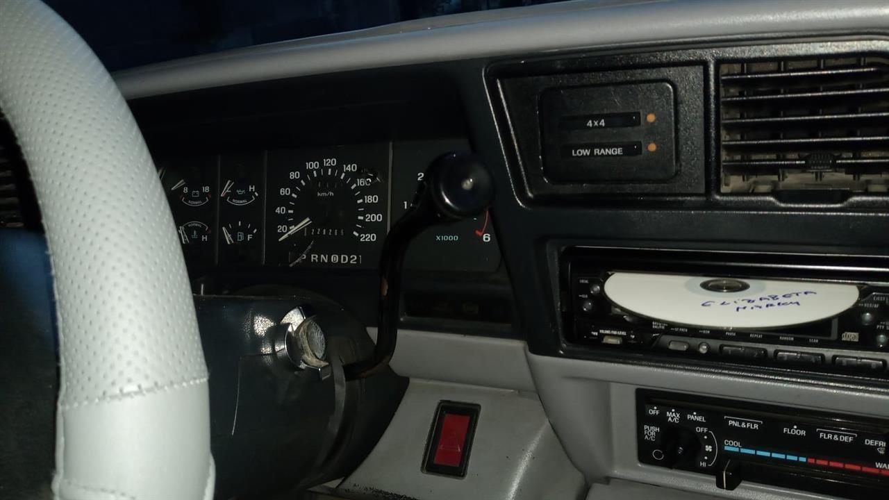 FORD--EXPLORER-