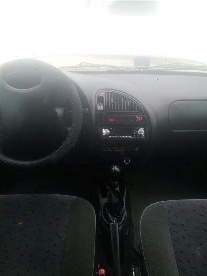 Citroen-SAXO-2002