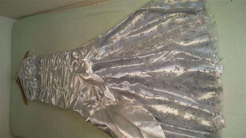Fustana-