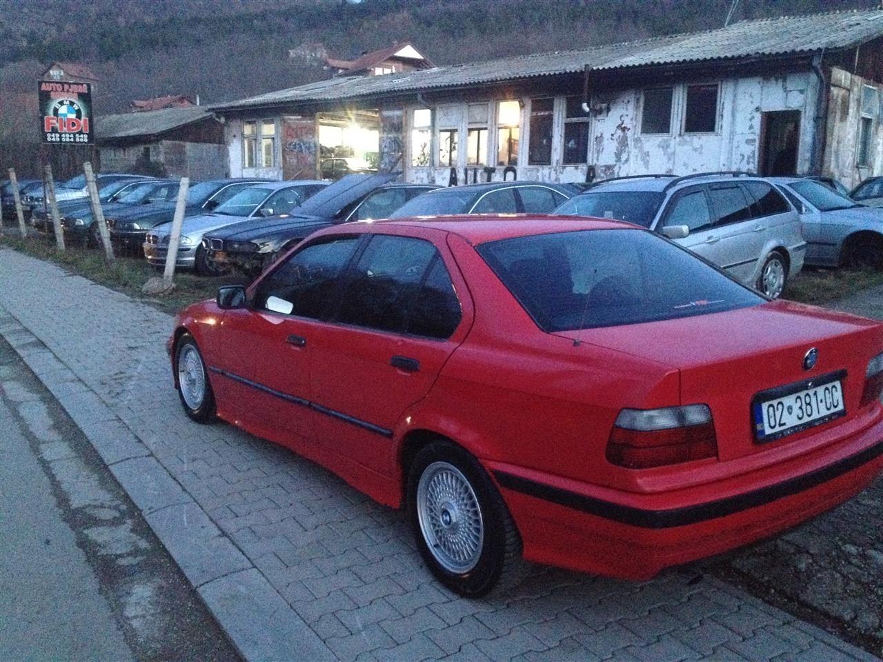 BMW-E36--