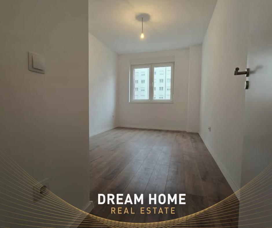 Ofrohet-me-Qira-Banesa-58m2-per-Zyre-te-Rruga-C-DREAM-HOME