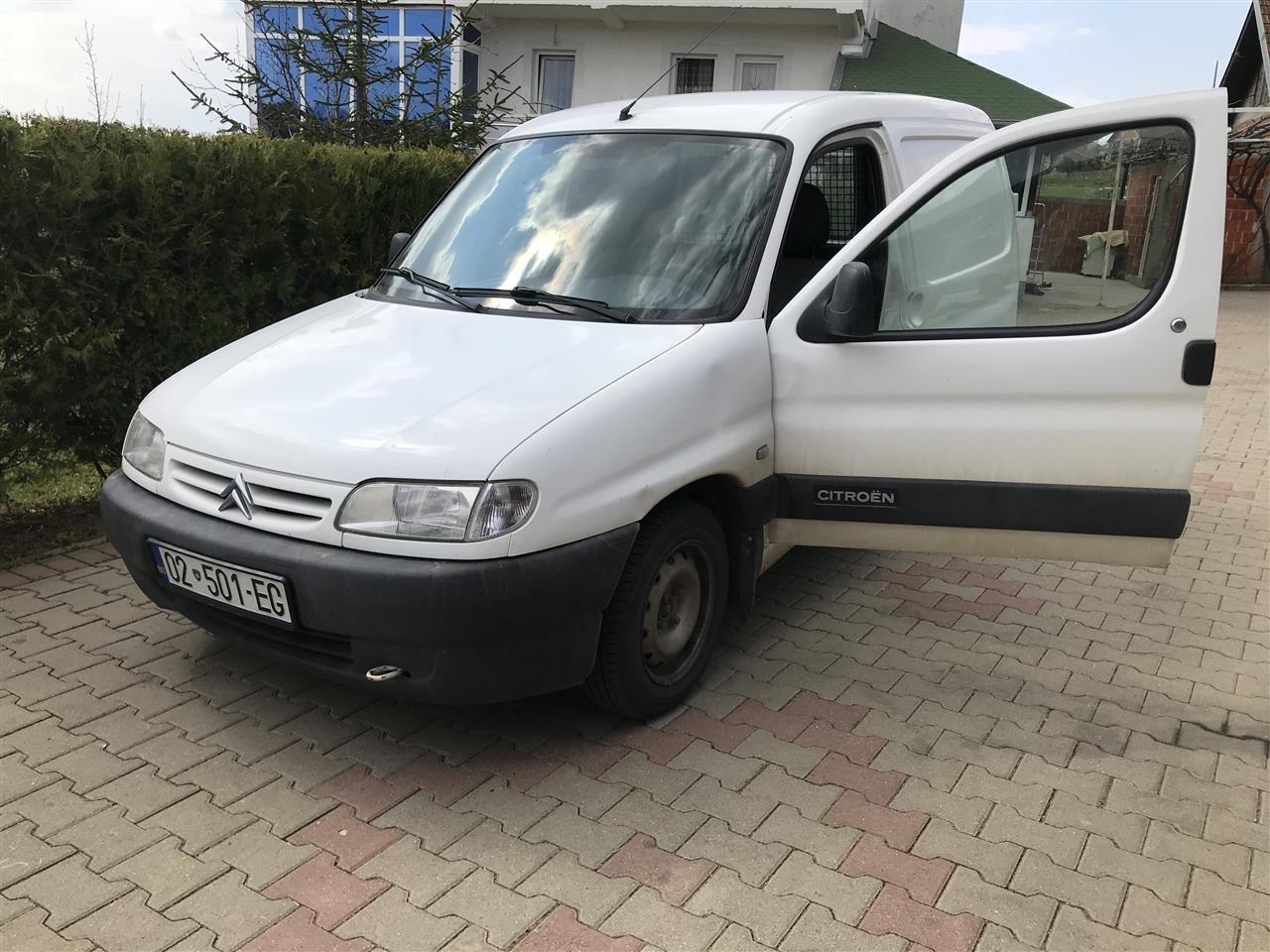 Shitet-pikapi-citroen