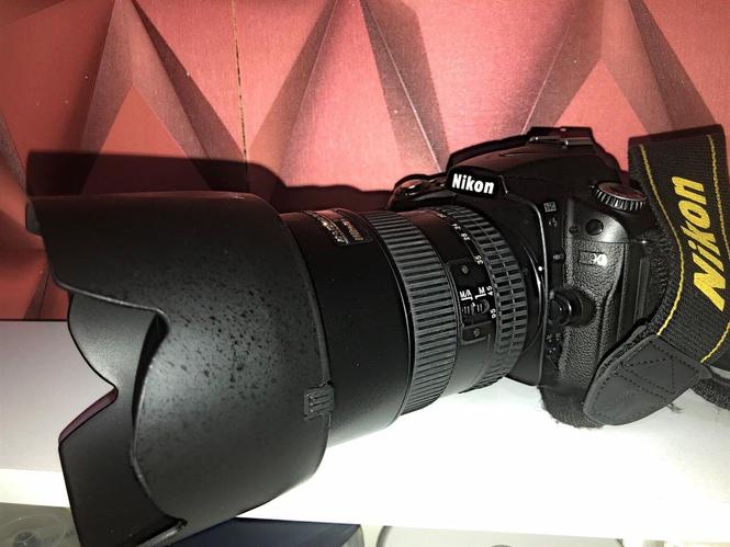 Nikon D90