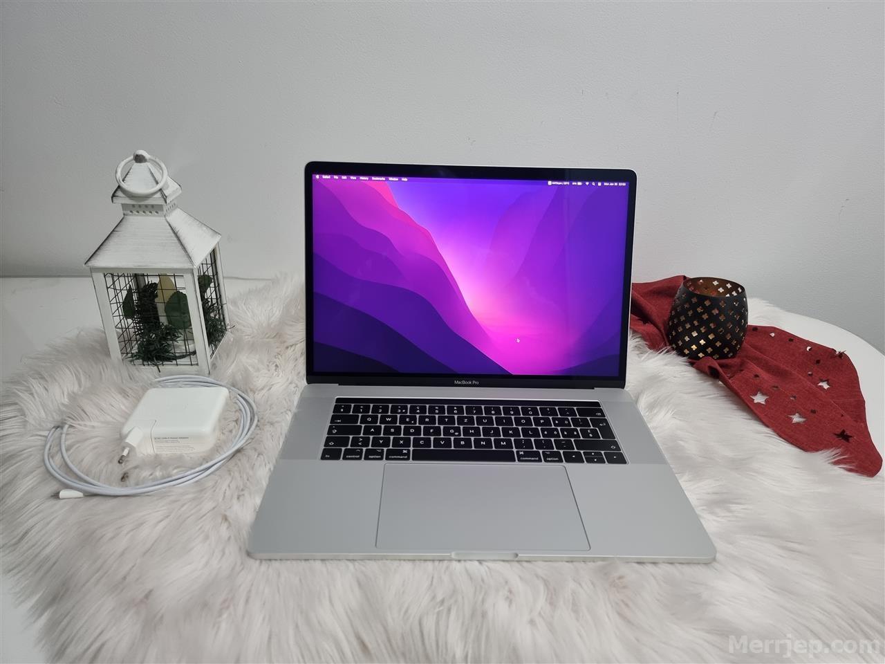 1TB MacBookPro 2017 15-inch  core i7