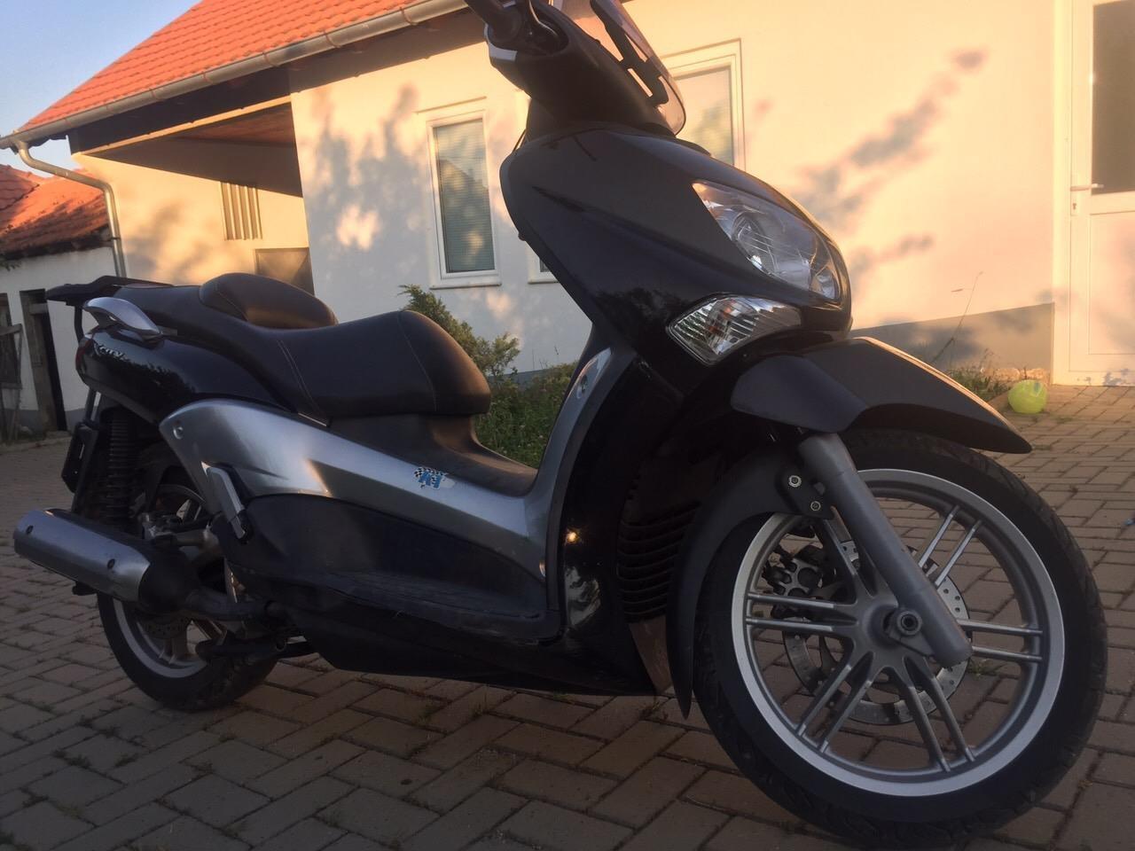 Yamaha-2010-250cc