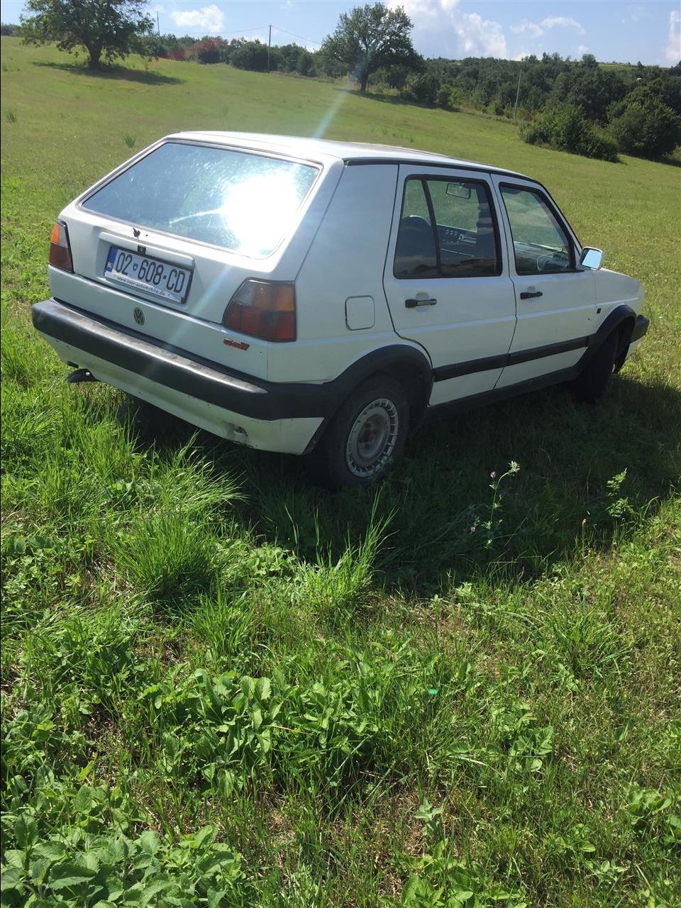 VW-Golf-2