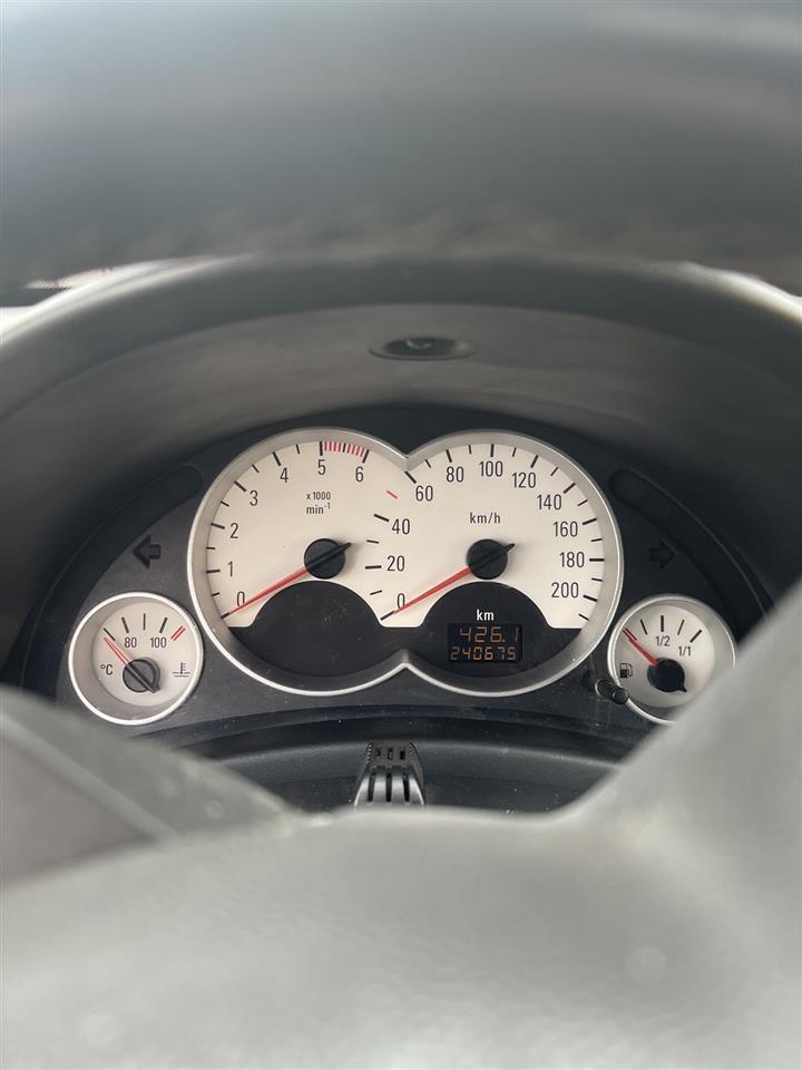 Opel-corsa-1-7