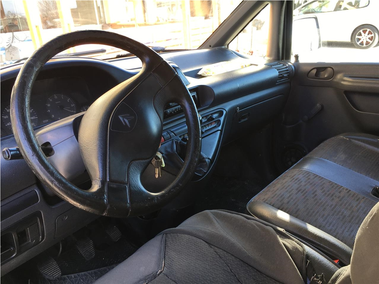 Citroen-jumpy-