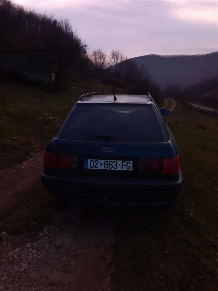 Audi-b4--00-