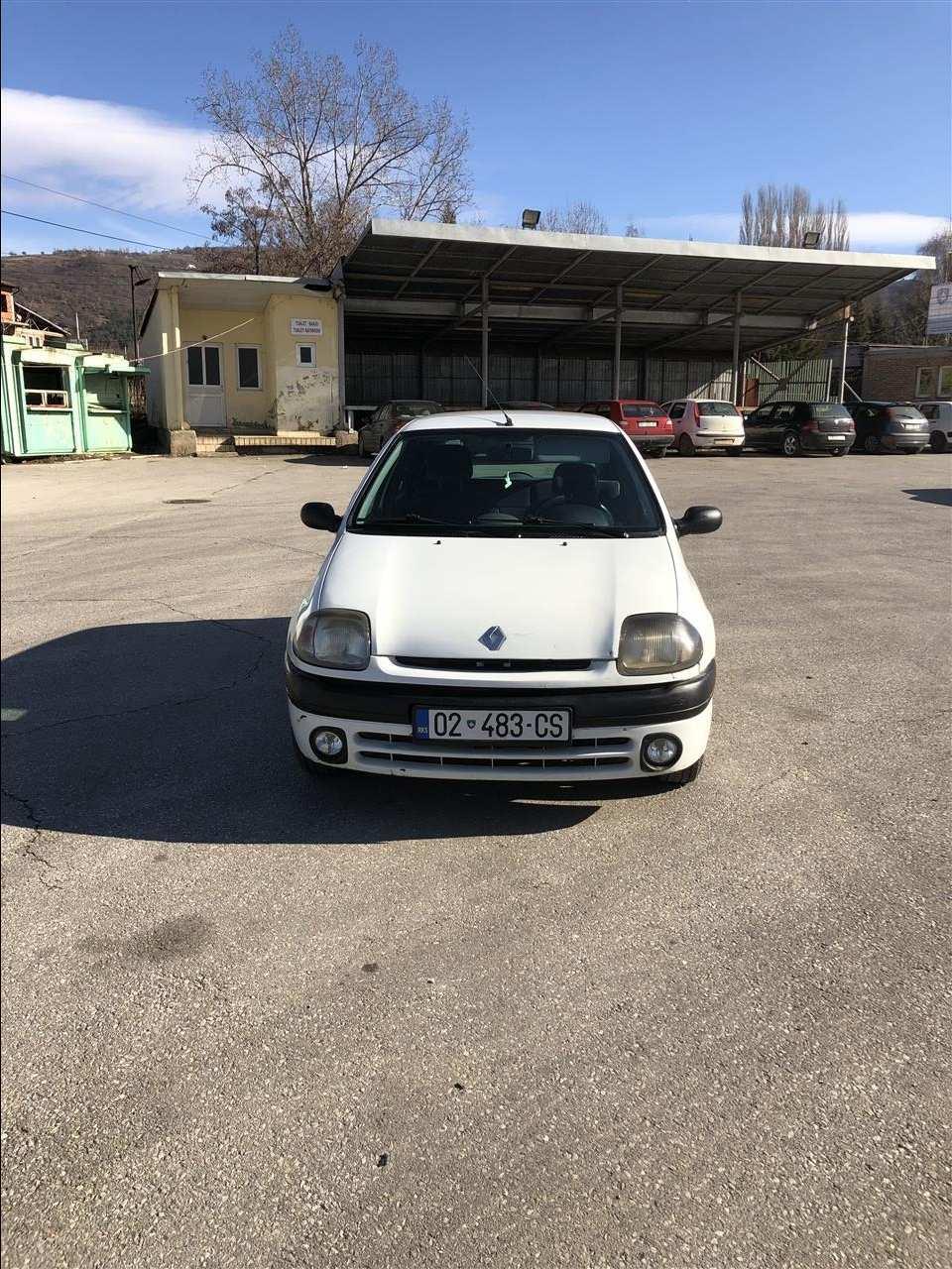 Renault-Clio-