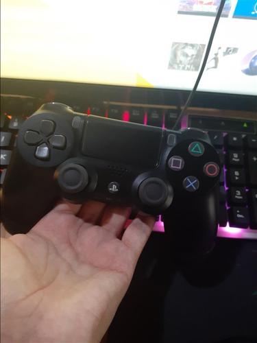 Kontroller per PS4 V2 