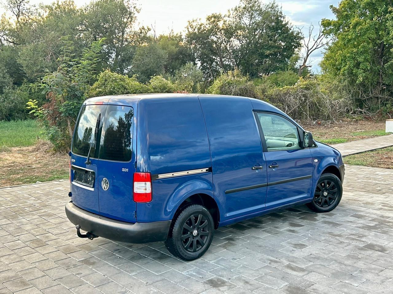 VW-CADDY