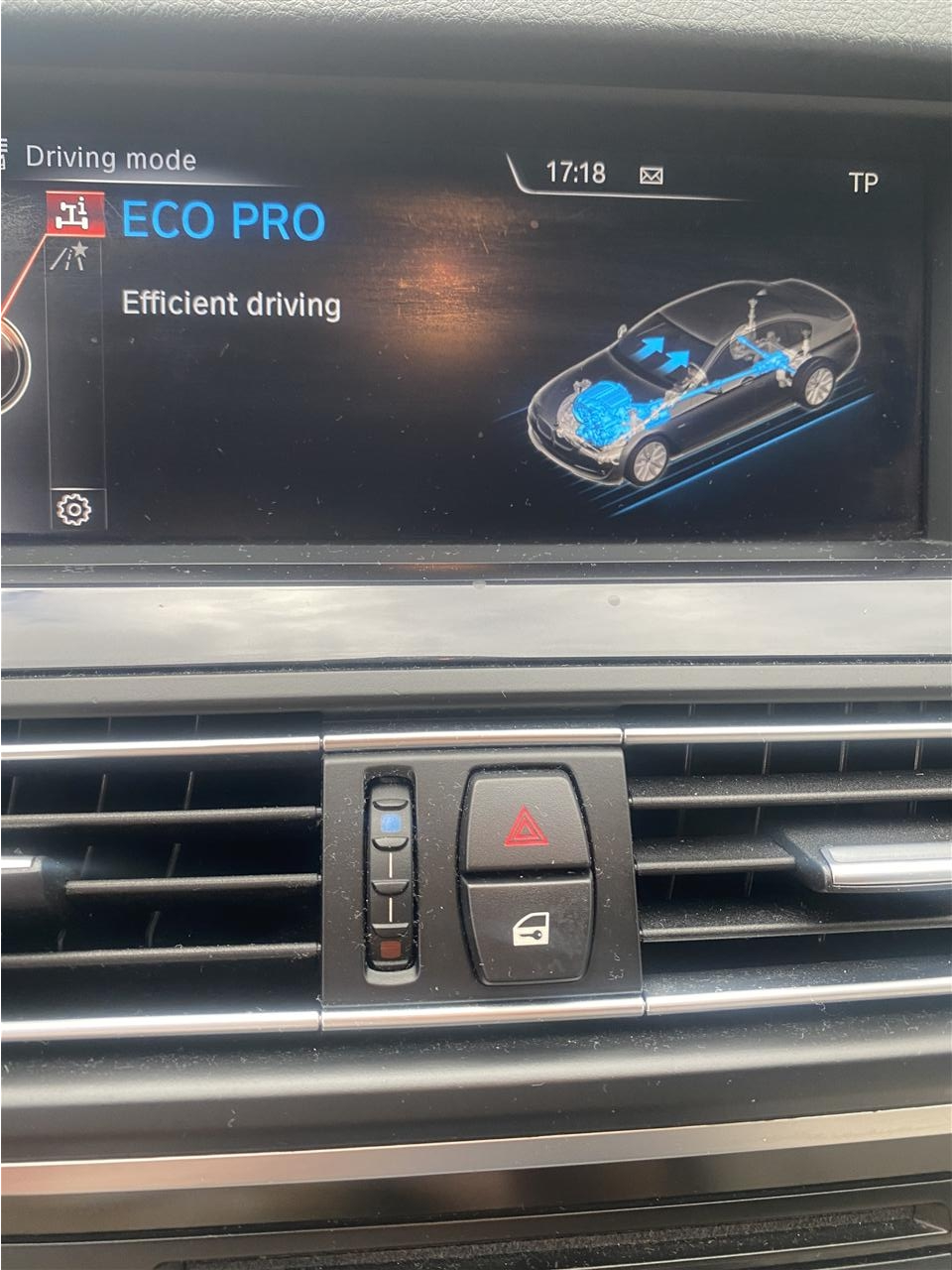 Shitet-bmw-520d-xdrive-----